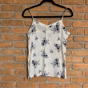 Gap Cami Top Womens Size XS White Floral‎ Print Sleeveless Casual Blouse Summer